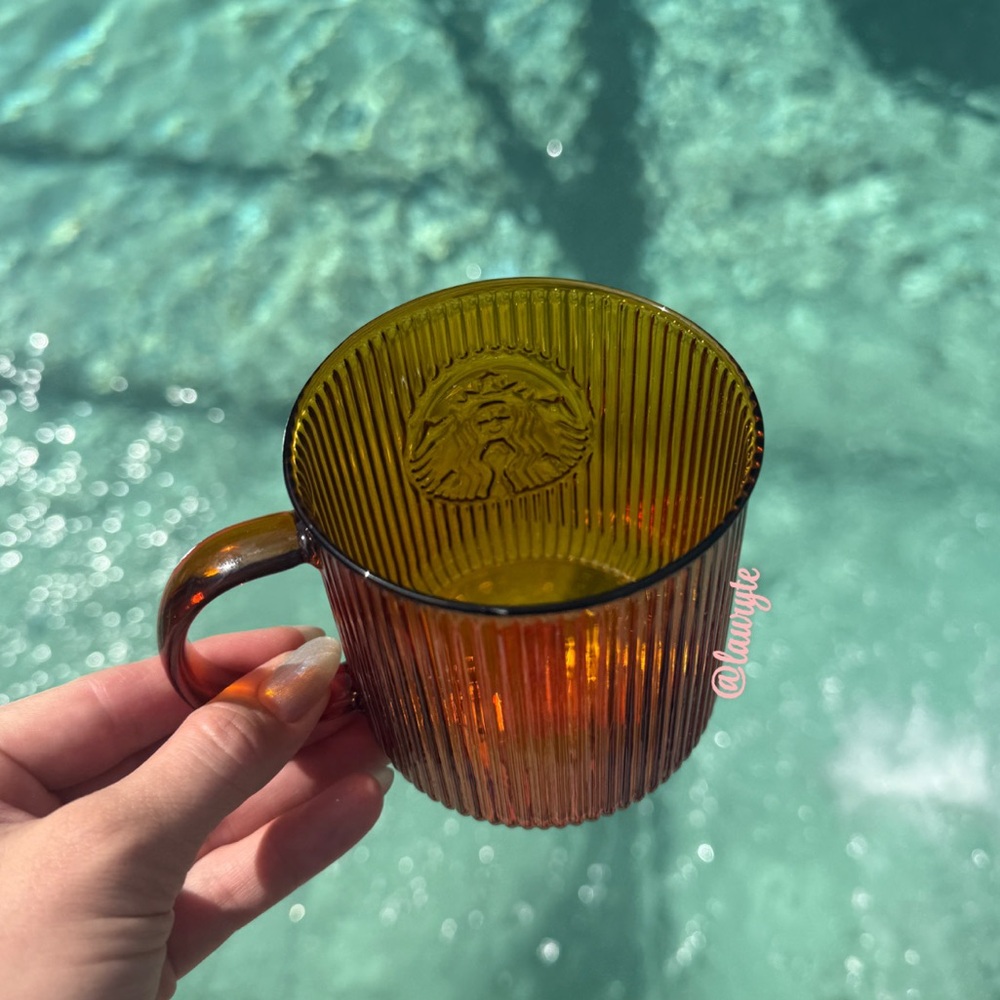 Starbucks 2025 Amber Ribbed Glass Cup - Picture 5 of 5